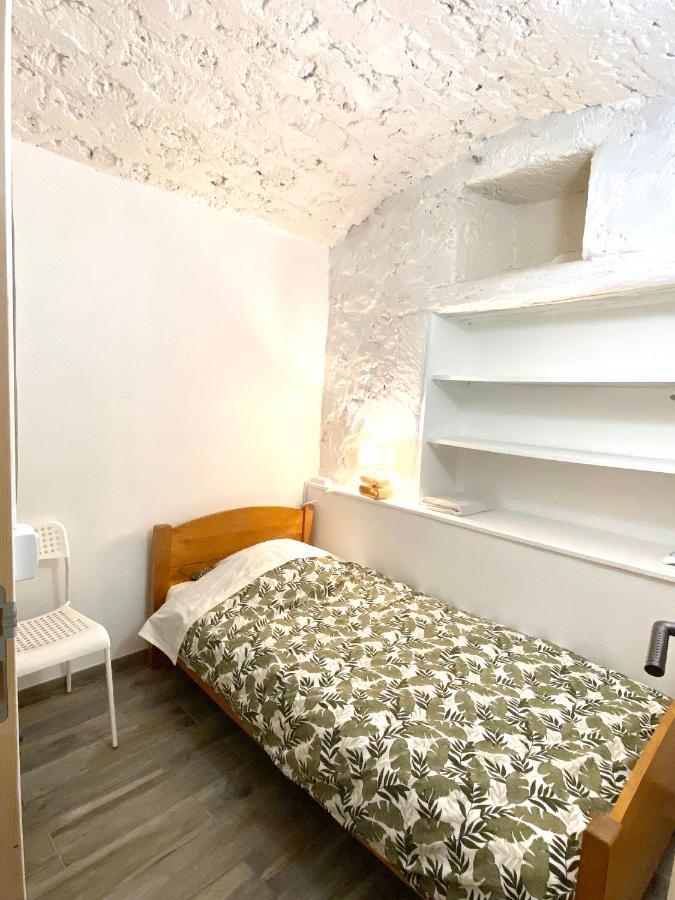Espace Le Cheval Blanc Castelnau-le-Lez Habitación foto